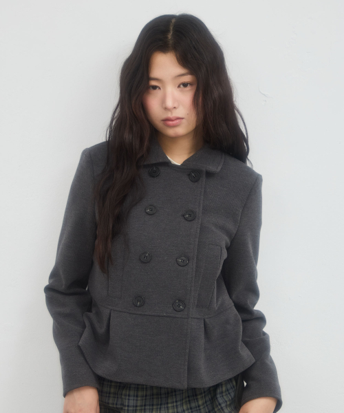 LETERIE(レテリー)の「DOUBLE-BUTTON PLEATED COAT_CHARCOAL(チェスターコート・レディース・アッシュグレー・FREE)」の1枚目の写真