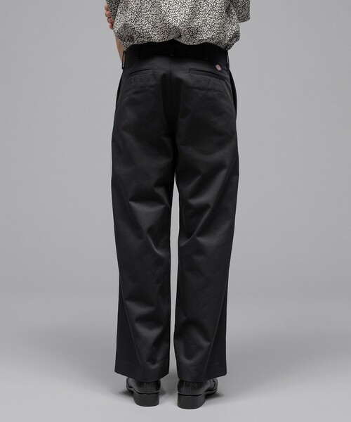 Dickies(ディッキーズ)の「<Dickies × monkey time>ツイル ローライズ バギー パンツ(チノパンツ・メンズ・ブラック/ベージュ・30inch/34inch/32inch)」の11枚目の写真