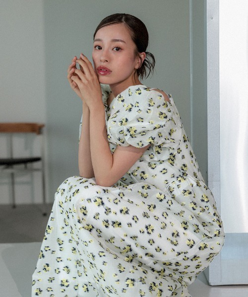 DONOBAN(ドノバン)の「【ANDRESD】flower jacquard forme dress 結婚式 ワンピース パーティードレス オケージョンドレス お呼ばれ 二次会 成人式 同窓会(ドレス・レディース・ブラック×イエロー/ホワイト×イエロー/ブラック×グレー・TALL/M/S)」の1枚目の写真
