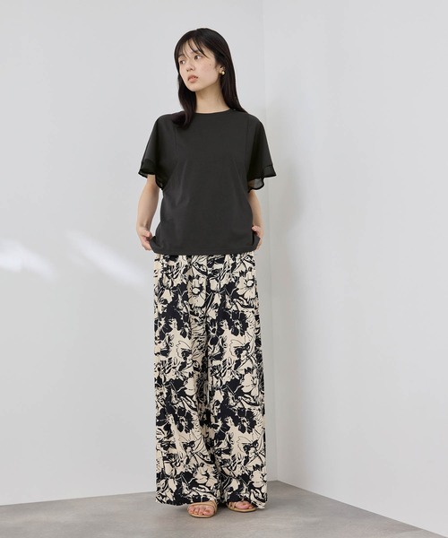 NAVY(ネイビー)の「【SARARI /サラリ】冷感 DRY シフォン使いフレアスリーブUVカットTシャツ(Tシャツ/カットソー・レディース・グレイッシュベージュ/オフホワイト/チャコール・M/L)」の16枚目の写真