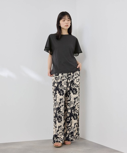 NAVY(ネイビー)の「【SARARI /サラリ】冷感 DRY シフォン使いフレアスリーブUVカットTシャツ(Tシャツ/カットソー・レディース・グレイッシュベージュ/オフホワイト/チャコール・M/L)」の17枚目の写真