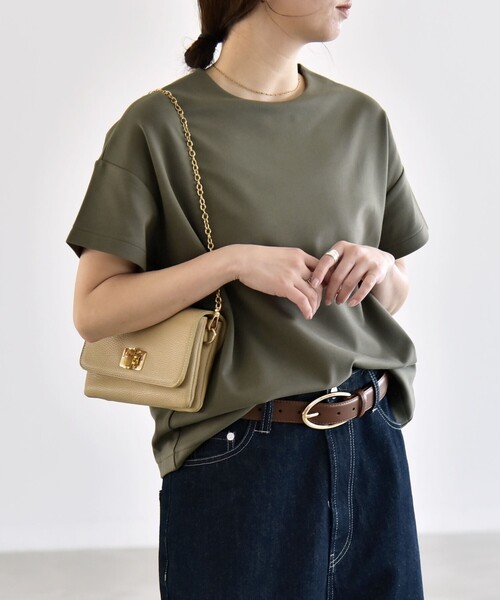 quaranciel（カランシエル）の「quaranciel:〈洗濯機可能〉ライト ポンチ バック ボタン ショートスリーブ TEE（Tシャツ/カットソー・レディース・ブラック/オフホワイト/カーキ・ONE SIZE）」の21枚目の写真