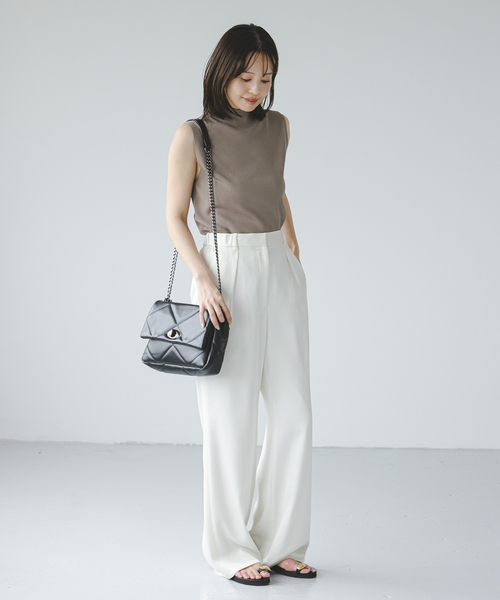 Noble（ノーブル）の「《NOBLE別注・WEB限定追加》Maison Vincent パッファーキルティングバッグ（ショルダーバッグ・レディース・ブラック・FREE）」の7枚目の写真