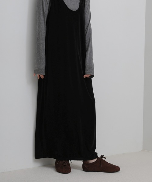 select MOCA(セレクトモカ)の「Uネックベロアロングワンピース(ワンピース・レディース・ブラウン/ブラック・LARGE/MEDIUM)」の17枚目の写真