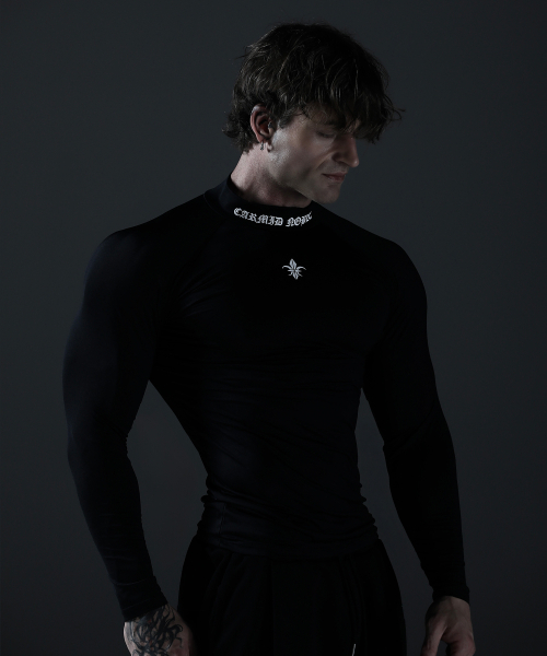 CARMID（カミド）の「コンプレッションモックネックレタリング長袖[ブラック]（Tシャツ/カットソー・メンズ・その他・1/2/3）」の8枚目の写真