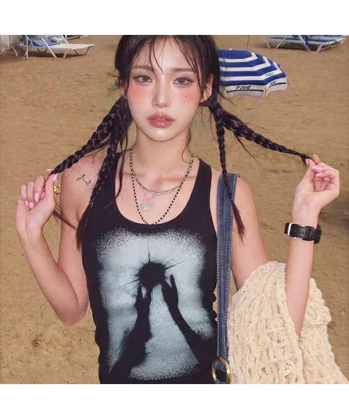 GRAVER（グレーバー）の「[ウーマン]FEARLESS ソリッドマンゴーノースリーブ_2カラー（Tシャツ/カットソー・レディース・ライトグレー/ブラック・ONE SIZE）」の2枚目の写真