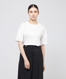 フォルムTシャツ