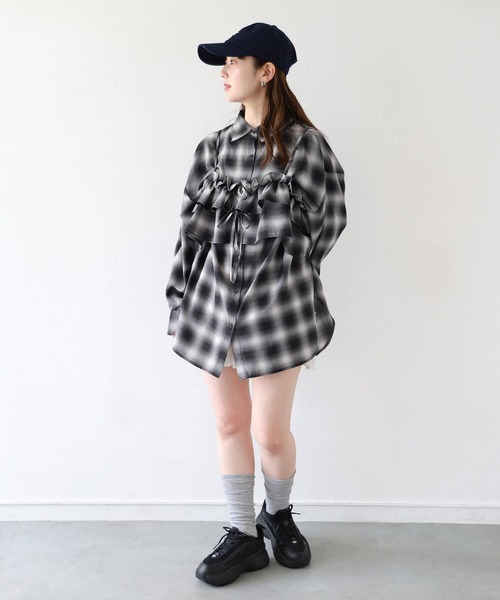 tiptop(ティップトップ)の「シアーチェック2wayシャツ(シャツ/ブラウス・レディース・ベージュ/ブラウン/ブラック・FREE)」の11枚目の写真