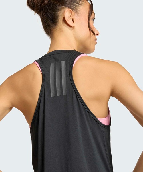 adidas(アディダス)の「Les Mills グラフィック タンクトップ / アディダス adidas(タンクトップ・レディース・ブラック・XX-LARGE/MEDIUM/LARGE/SMALL/X-LARGE/X-SMALL)」の4枚目の写真