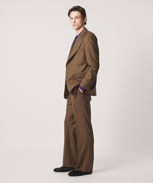 UNITED ARROWS(ユナイテッドアローズ)の「ギャバジン フレア ノープリーツ スラックス ヨコストレッチ(スラックス・メンズ・モカ・44/50/48/46)」の3枚目の写真