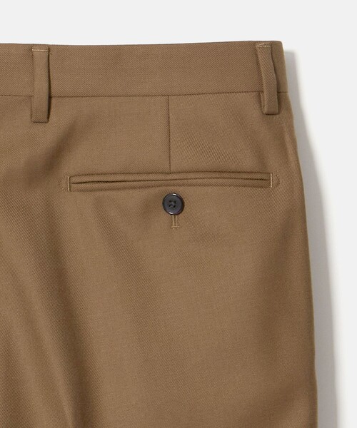 UNITED ARROWS(ユナイテッドアローズ)の「ギャバジン フレア ノープリーツ スラックス ヨコストレッチ(スラックス・メンズ・モカ・44/50/48/46)」の18枚目の写真
