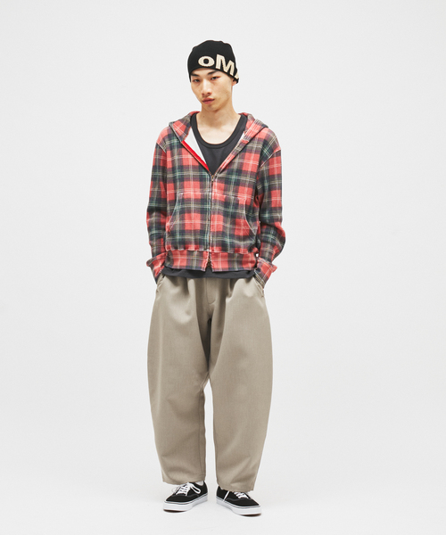 JOURNAL STANDARD（ジャーナルスタンダード）の「Reflax / リフラクス オーヴァル トラウザー（スラックス・メンズ・スミクロ/ブラック/ベージュ・MEDIUM/LARGE）」の19枚目の写真