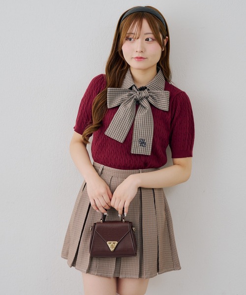 continuer de NICE CLAUP(コンティニューデナイスクラップ)の「リボンタイケーブル半袖ニット(ニット/セーター・レディース・ネイビー/アイボリー/ボルドー/トップグレー・FREE)」の7枚目の写真