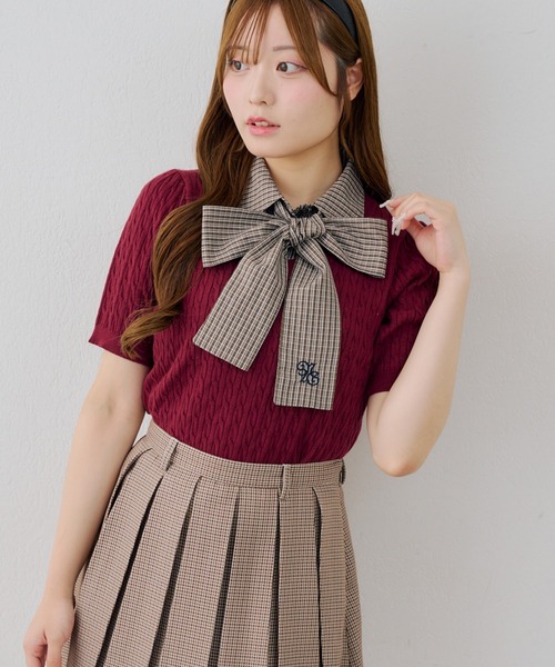 continuer de NICE CLAUP(コンティニューデナイスクラップ)の「リボンタイケーブル半袖ニット(ニット/セーター・レディース・ネイビー/アイボリー/ボルドー/トップグレー・FREE)」の8枚目の写真