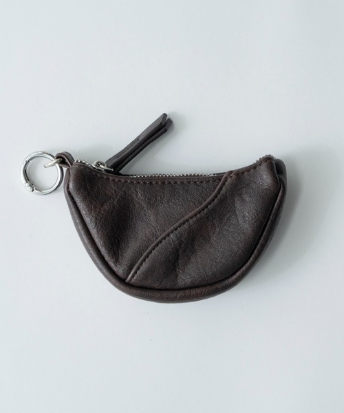 SINSS(シンス)の「Moon bag charm / ムーンバッグチャーム(キーケース/キーアクセサリー・メンズ・ブラウン/ブラック・FREE)」の2枚目の写真
