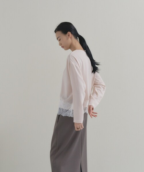 cloenc(クロエンス)の「【手洗い可】レースドッキングブラウス 万能インナー(シャツ/ブラウス・レディース・ブラウン系/オフホワイト・02/00)」の4枚目の写真