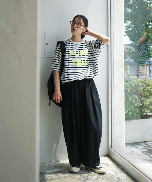 SOLAMONAT(ソラモナ)の「パフ天竺 裾紐ボーダー5分袖プルーオーバープリント(PUFF TEN)(Tシャツ/カットソー・レディース・ブラック×ホワイト/ホワイト×ブラック・FREE)」の4枚目の写真