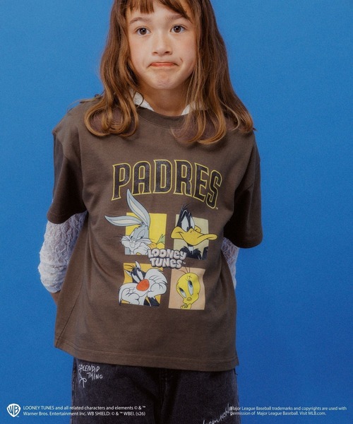 GLOBAL WORK(グローバルワーク)の「LOONEY TUNES×MLB 半袖TEE/1051892(Tシャツ/カットソー・キッズ・チャコールグレー/レッド/ブラウン/その他2/その他3/その他1・140cm/150cm/160cm/130cm)」の3枚目の写真