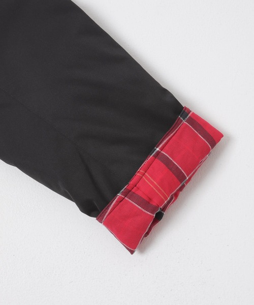 Barbour（バブアー）の「『別注』Barbour×DOORS　OS BEDALE PADDED（その他アウター・レディース・ブラック/ベージュ・38）」の4枚目の写真