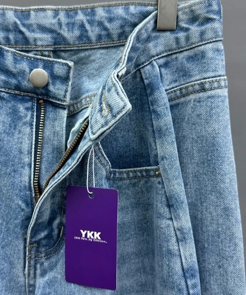 LOENNE(ロエヌ)の「Tuck Wide Jeans / タックワイドデニム(デニムパンツ・レディース・ブルー・MEDIUM/SMALL)」の6枚目の写真