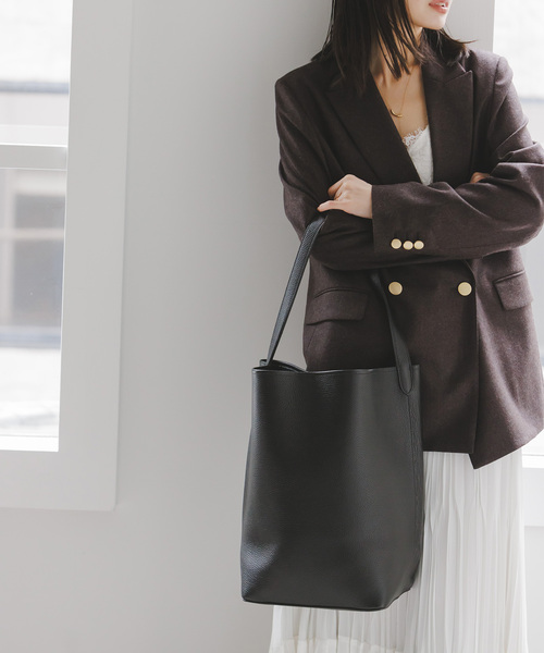 Noble(ノーブル)の「《追加4》INNUE/イヌエ レザートートBAG(ショルダーバッグ・レディース・チャコールグレー/ブラック・FREE)」の3枚目の写真