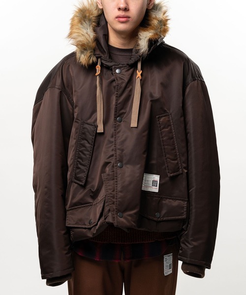 Maison MIHARA YASUHIRO(メゾンミハラヤスヒロ)の「【MIHARAYASUHIRO】BOTTOM FOLDED HOODED BL(ブルゾン・メンズ・ブラック/ブラウン・44/46/48)」の9枚目の写真