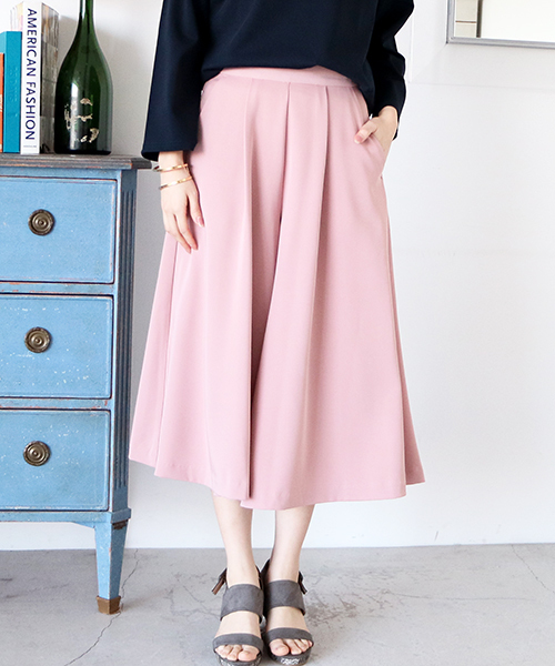 N.（N. Natural Beauty Basic）（エヌエヌナチュラルビューティーベーシック）の「ハイウエストタックガウチョパンツ（その他パンツ・レディース・ホワイト/ピンク/ベージュ/ネイビー・MEDIUM）」の4枚目の写真