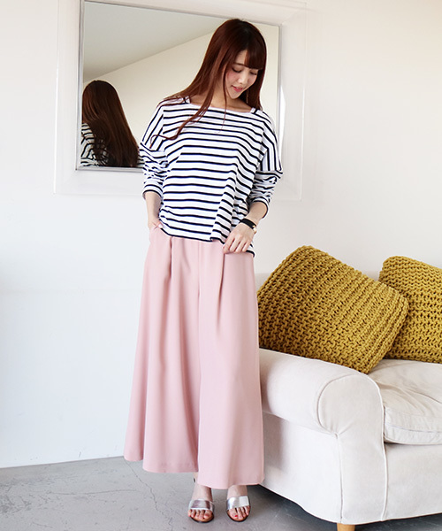 N.（N. Natural Beauty Basic）（エヌエヌナチュラルビューティーベーシック）の「ハイウエストタックガウチョパンツ（その他パンツ・レディース・ホワイト/ピンク/ベージュ/ネイビー・MEDIUM）」の5枚目の写真