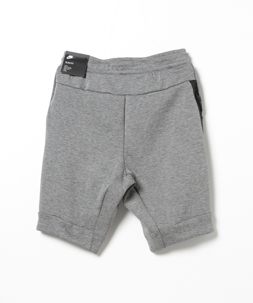 BEAMS(ビームス)の「NIKE / テックフリース ショーツ(その他パンツ・メンズ・ホワイト/グレー/ブラック・SMALL/LARGE/MEDIUM/X-LARGE)」の4枚目の写真