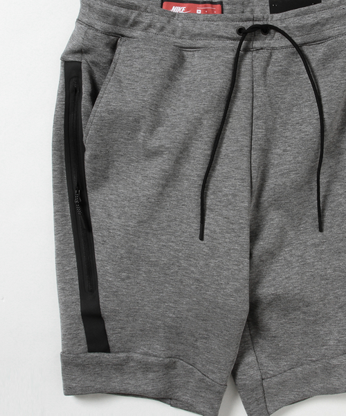 BEAMS(ビームス)の「NIKE / テックフリース ショーツ(その他パンツ・メンズ・ホワイト/グレー/ブラック・SMALL/LARGE/MEDIUM/X-LARGE)」の5枚目の写真