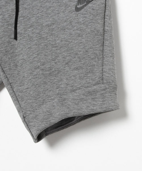 BEAMS(ビームス)の「NIKE / テックフリース ショーツ(その他パンツ・メンズ・ホワイト/グレー/ブラック・SMALL/LARGE/MEDIUM/X-LARGE)」の6枚目の写真