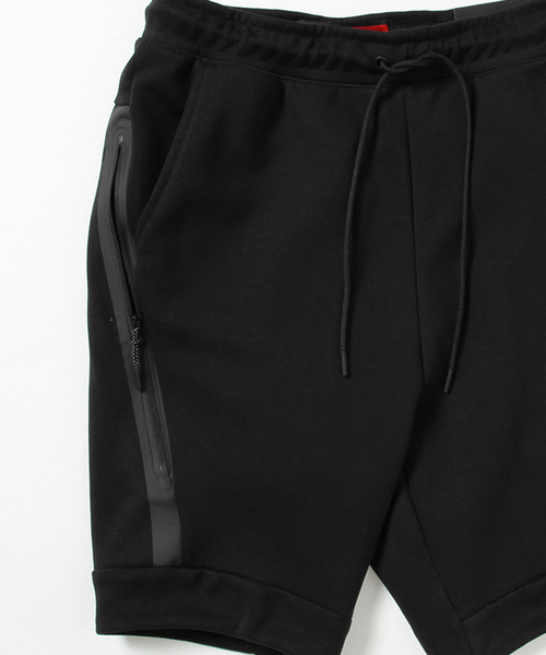 BEAMS(ビームス)の「NIKE / テックフリース ショーツ(その他パンツ・メンズ・ホワイト/グレー/ブラック・SMALL/LARGE/MEDIUM/X-LARGE)」の16枚目の写真