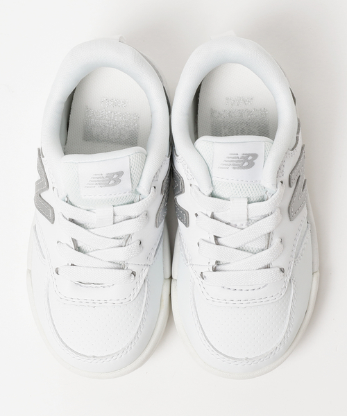 こども ビームス（コドモビームス）の「NEW BALANCE / KT 300 SL (14～21.5cm)◇（スニーカー・キッズ・ホワイト/ブラック・18/18.5/16/19/14.5/21.5/19.5/16.5/21/20/20.5/17.5/15 /15.5/17/14）」の16枚目の写真