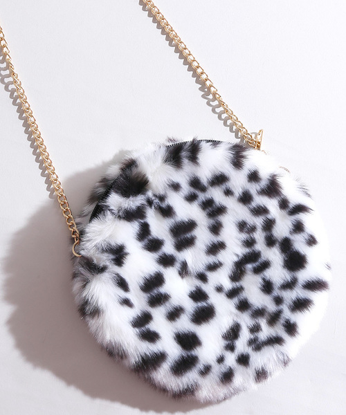 WEGO（ウィゴー）の「WEGO/サークルファーミニショルダーバッグ（ショルダーバッグ・レディース・ホワイト/ブラック/ダークグリーン/ベージュ/パープル/ブラウン/グレー/レッド/サックスブルー/ピンク/ブルー/マスタード/その他1/その他2/その他3/ライトパープル/ピンク系その他/ライトピンク/ワイン・FREE）」の18枚目の写真