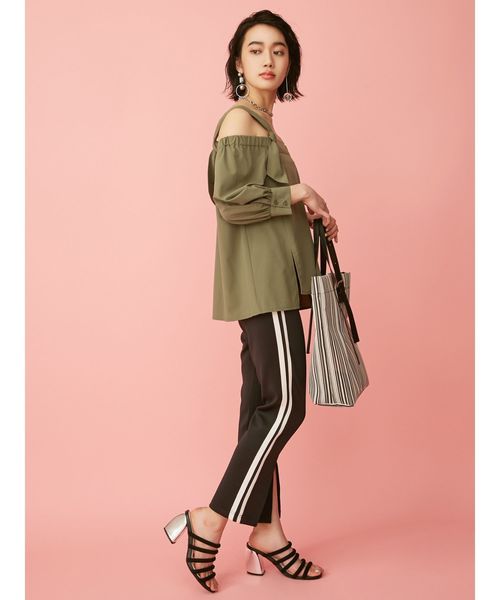 MURUA（ムルーア）の「スリムスリットパンツ（その他パンツ・レディース・ブラック/ピンク/ライトグリーン・FREE）」の16枚目の写真