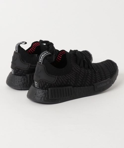 adidas（アディダス）の「エヌエムディー NMD_R1 STLT PK オリジナルス 