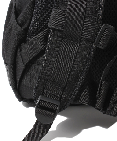 WHO'S WHO gallery(フーズフーギャラリー)の「【karrimor SF】PREDATOR 30L(バックパック/リュック・メンズ・ブラック・FREE)」の4枚目の写真