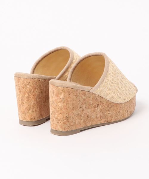 KOBE LETTUCE(コウベレタス)の「厚底コルク風ウェッジソールサボサンダル(サンダル・レディース・ホワイト/ブラック/ゴールド/ベージュ系その他/ゴールド系その他/ブラウン・LL/S/M/L)」の15枚目の写真