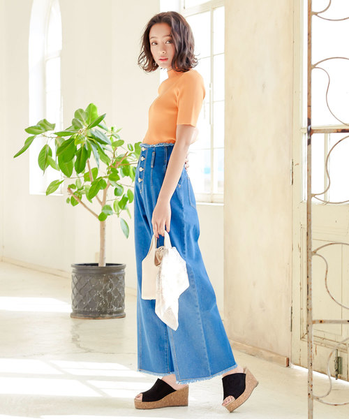 KOBE LETTUCE(コウベレタス)の「厚底コルク風ウェッジソールサボサンダル(サンダル・レディース・ホワイト/ブラック/ゴールド/ベージュ系その他/ゴールド系その他/ブラウン・LL/S/M/L)」の10枚目の写真