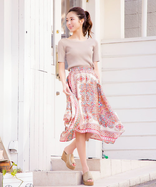 KOBE LETTUCE(コウベレタス)の「厚底コルク風ウェッジソールサボサンダル(サンダル・レディース・ホワイト/ブラック/ゴールド/ベージュ系その他/ゴールド系その他/ブラウン・LL/S/M/L)」の8枚目の写真