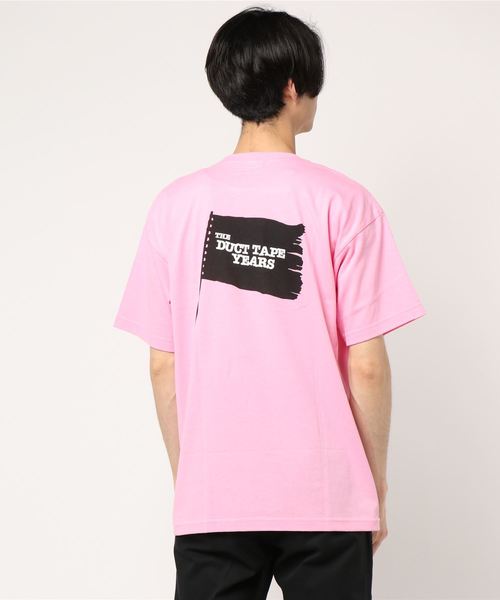 JOURNAL STANDARD(ジャーナルスタンダード)の「DUCT TAPE BLACK FLAG T-SHIRT#(Tシャツ/カットソー・メンズ・ピンク・MEDIUM/LARGE)」の8枚目の写真