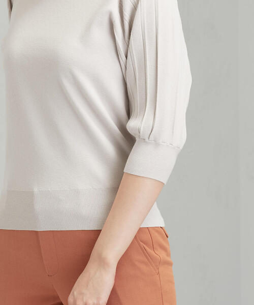 green label relaxing（グリーンレーベルリラクシング）の「[手洗い可能] CS プリーツライク スリーブ ニット（ニット/セーター・レディース・ナチュラル/ベージュ/ネイビー・FREE）」の5枚目の写真