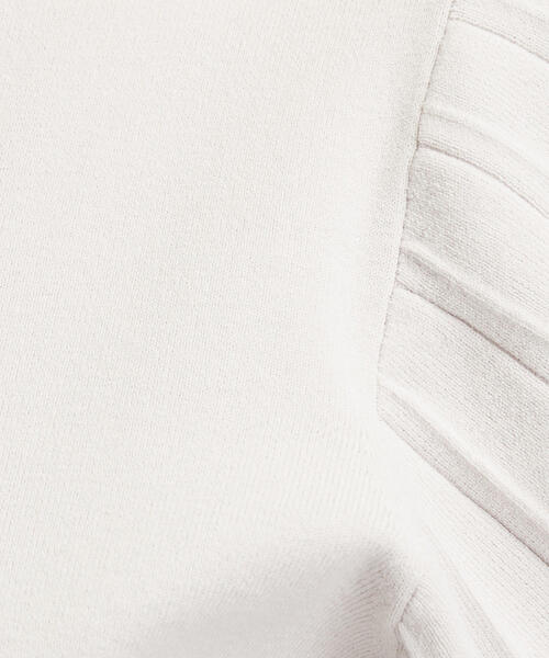 green label relaxing（グリーンレーベルリラクシング）の「[手洗い可能] CS プリーツライク スリーブ ニット（ニット/セーター・レディース・ナチュラル/ベージュ/ネイビー・FREE）」の7枚目の写真