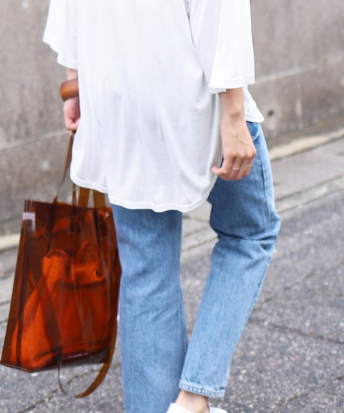 reca(レカ)の「裾ラウンドロングTシャツ(Tシャツ/カットソー・レディース・ホワイト/ブラック/ベージュ・FREE)」の6枚目の写真