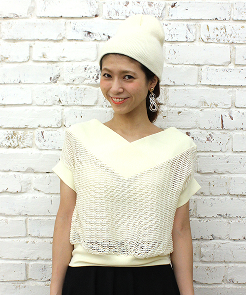 mystic（ミスティック）の「ワイドVネックプルオーバー（Tシャツ/カットソー・レディース・ブルー/ベージュ/オフホワイト/ブラック・ﾌﾘ-）」の4枚目の写真