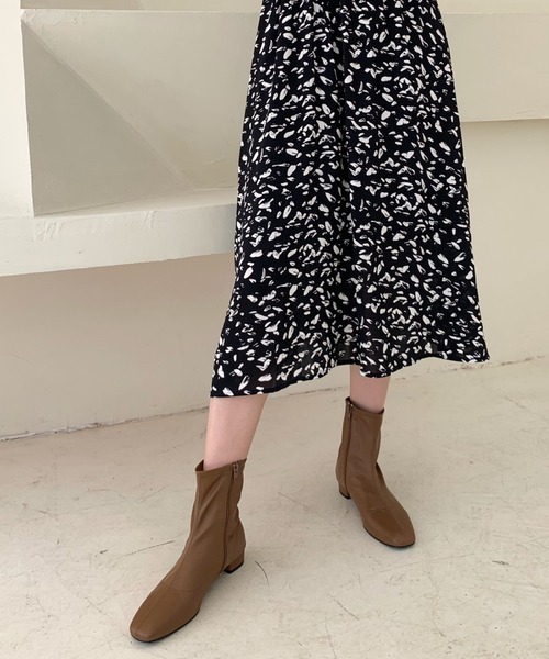 chuclla（チュクラ）の「【chuclla】【新色追加】スクエアトゥ ストレッチ アンクルブーツ chw876（ブーツ・レディース・ブラック/アイボリー/タン/ベージュ/ブラウン・38/39/35/36/37）」の11枚目の写真