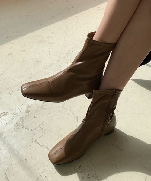chuclla（チュクラ）の「【chuclla】【新色追加】スクエアトゥ ストレッチ アンクルブーツ chw876（ブーツ・レディース・ブラック/アイボリー/タン/ベージュ/ブラウン・38/39/35/36/37）」の14枚目の写真