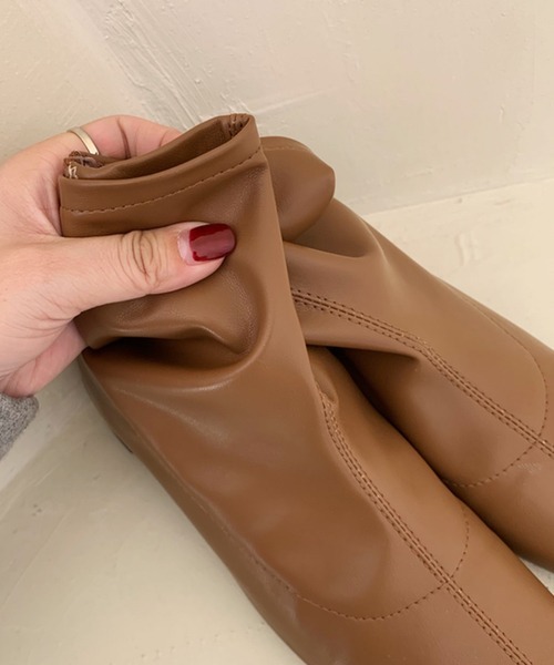 chuclla（チュクラ）の「【chuclla】【新色追加】スクエアトゥ ストレッチ アンクルブーツ chw876（ブーツ・レディース・ブラック/アイボリー/タン/ベージュ/ブラウン・38/39/35/36/37）」の16枚目の写真