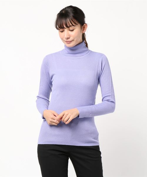 BELLUNA PLUS（ベルーナ）の「リブニットタートルネックプルオーバー（ニット/セーター・レディース・ライトグレー/ブラック/オフホワイト/杢グレー/ピンク系その他/ブルーグリーン/ラベンダー/ローズ・MEDIUM/LARGE/X-LARGE）」の11枚目の写真