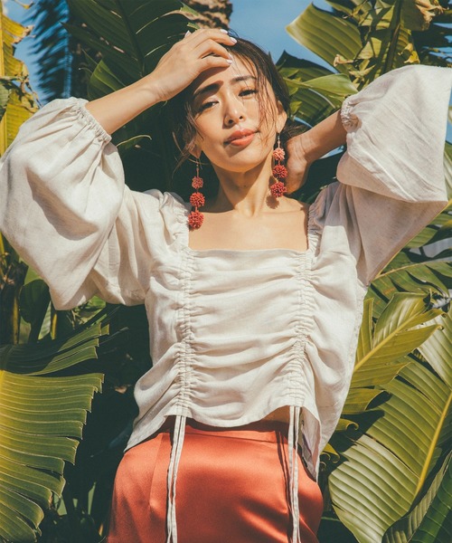 BAYFLOW（ベイフロー）の「【野沢和香×BAYFLOW】コラボギャザーブラウス（シャツ/ブラウス・レディース・ピンク/ナチュラル/ホワイト/ブラック/ライトグリーン・MEDIUM/SMALL）」の4枚目の写真